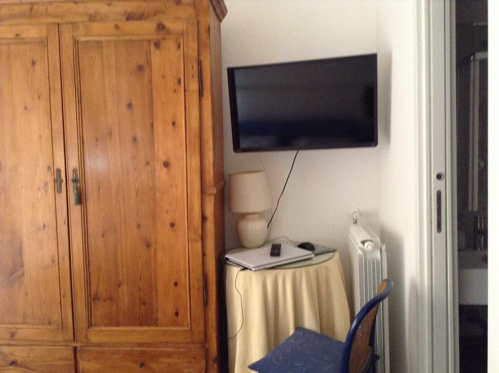 2 Be Home Colosseo Rzym Zewnętrze zdjęcie